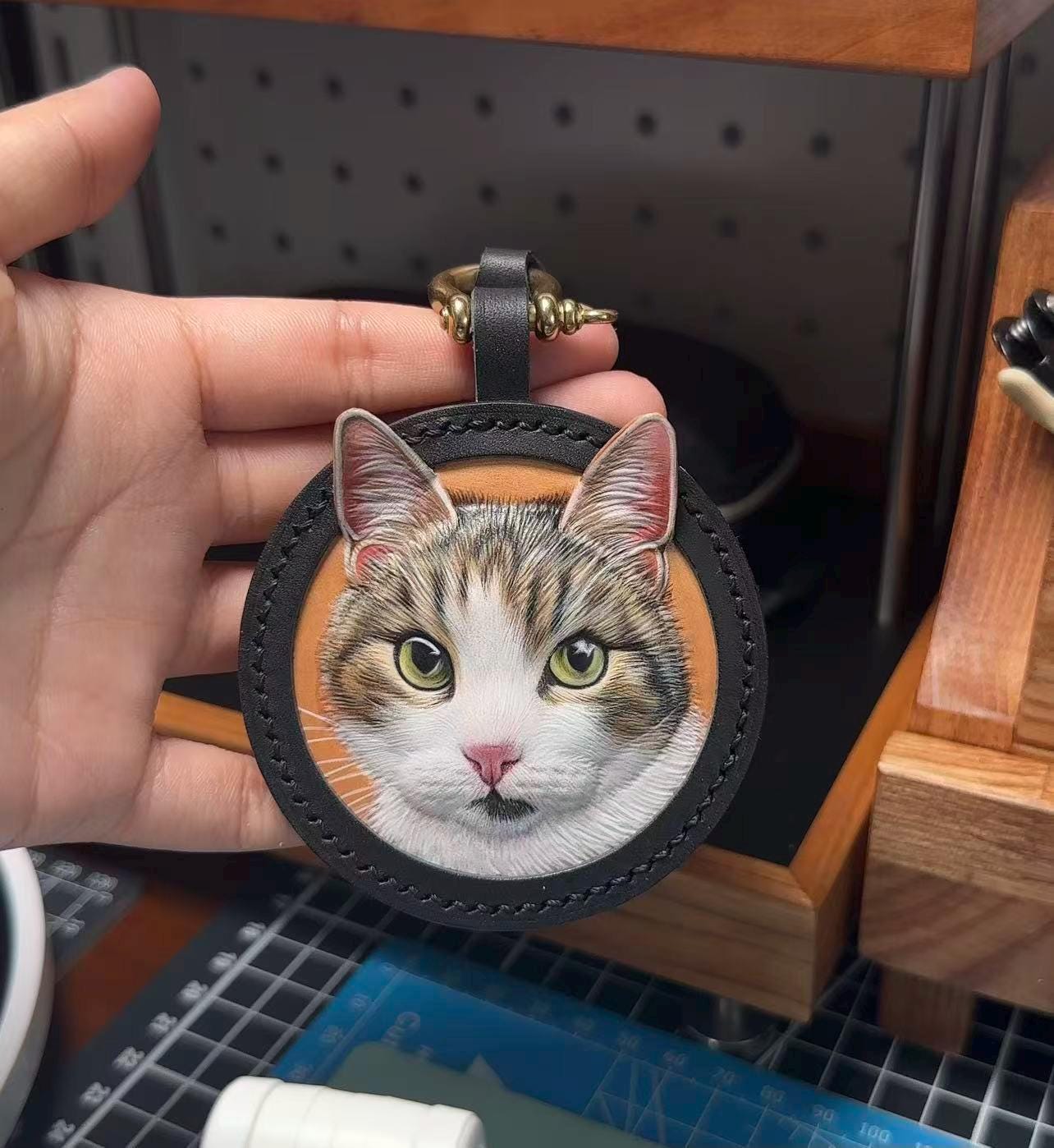Hand Carved Leather Pet Portrait Keychain, Custom Cat Bag Pendant-mother's Day Gift